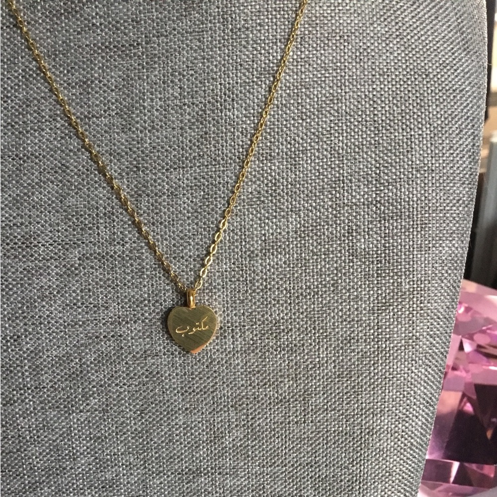 NOMINAL LETTER  HEART CHARM 18K GOLD NECKLACE NWOT NO BOX NO DUST BAG - Picture 9 of 15